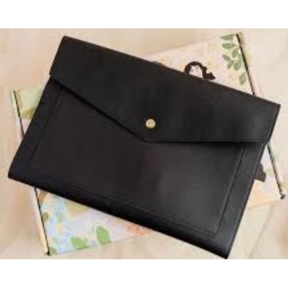 NEW! Glass Ladder & Co Megan Portfolio Clutch Black Vegan Leather sturdy stylish